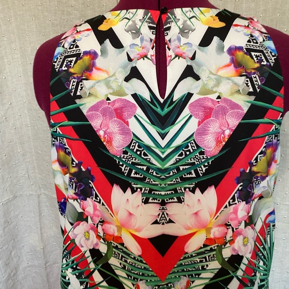 Tropical Multi-Color Maxi Dress - Picture 3 of 5